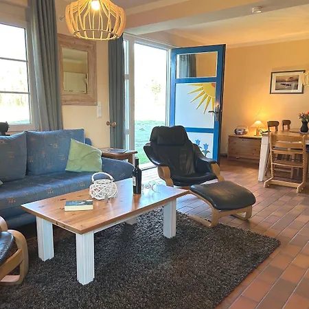 Apartment Resi C2 *